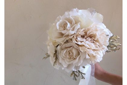 結婚式 花嫁 ホワイト ゴールド ブーケ オーダー 生花 アーティフィシャルフラワー